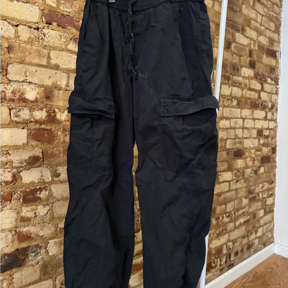 Black cargo pants